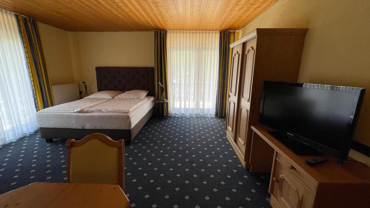 Gaestehaus Forellenhof พอทเทนชไตน์ ภายนอก รูปภาพ