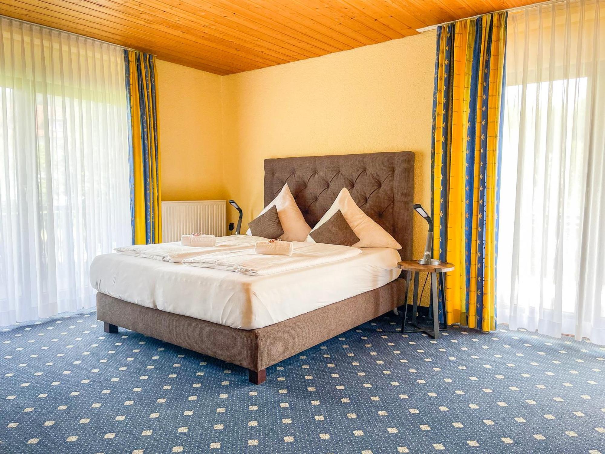 Gaestehaus Forellenhof พอทเทนชไตน์ ภายนอก รูปภาพ
