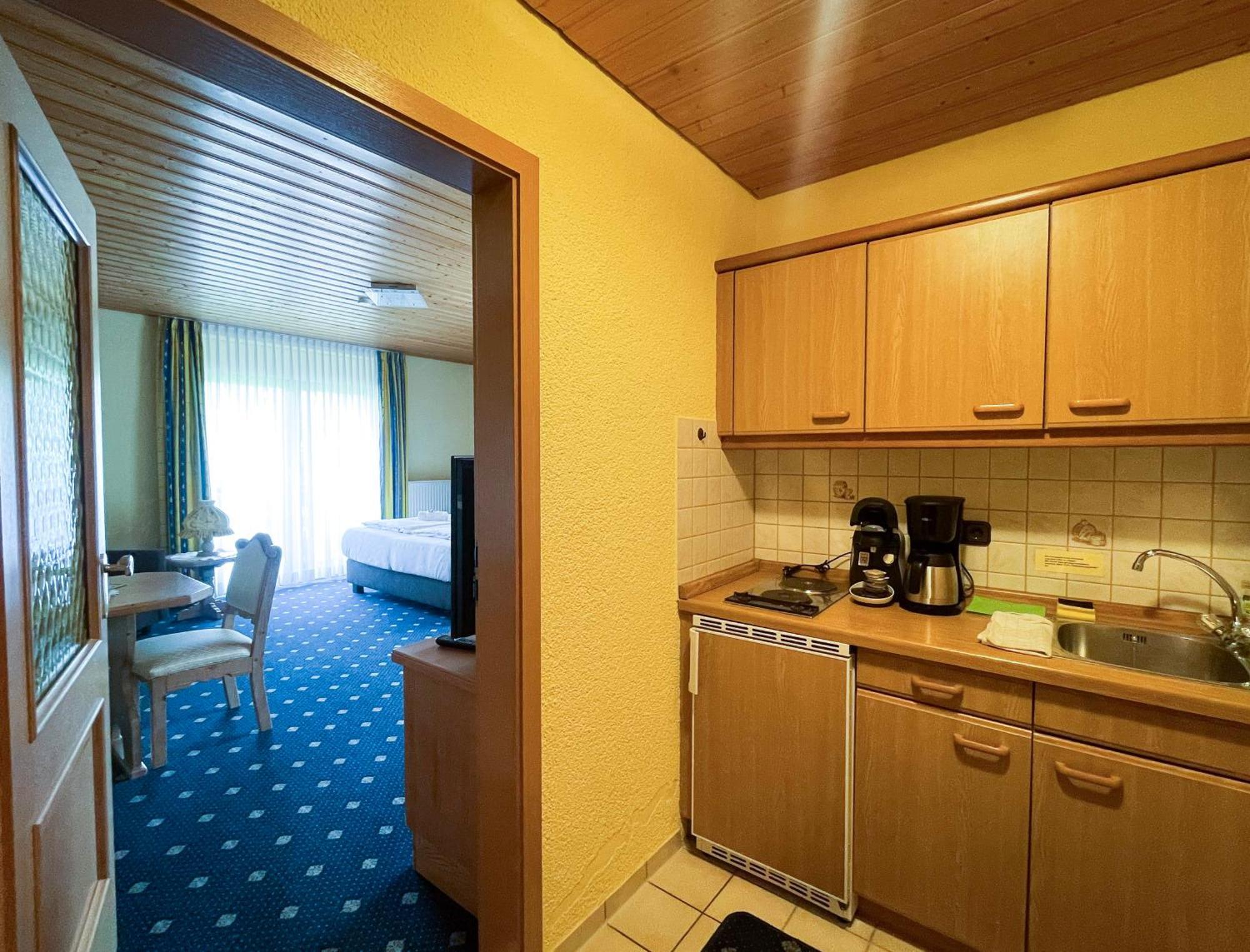 Gaestehaus Forellenhof พอทเทนชไตน์ ภายนอก รูปภาพ