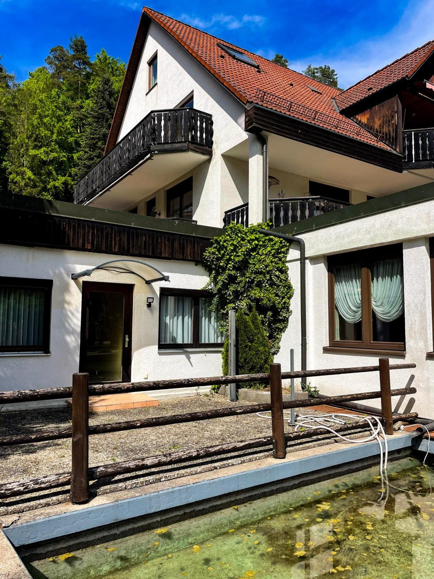 Gaestehaus Forellenhof พอทเทนชไตน์ ภายนอก รูปภาพ